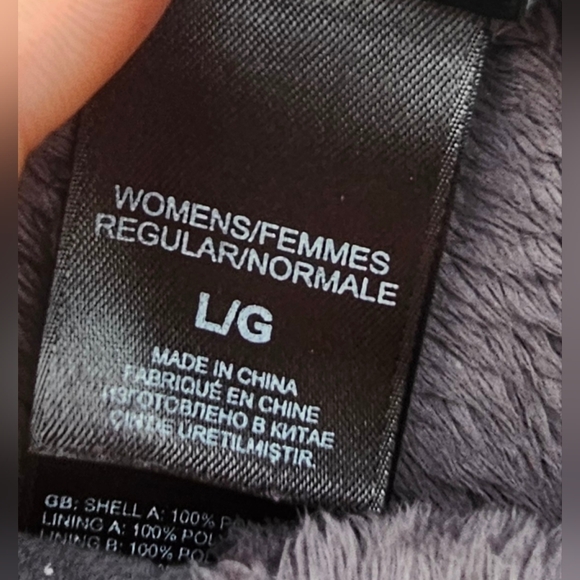 The North Face Fleece Jacket Womens Gray Fuzzy Full Zip Coat - Picture 2 of 3